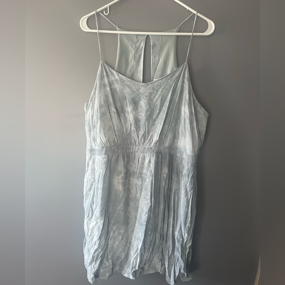🛍️ 4/$40 Temperance spaghetti strap dress with keyhole back